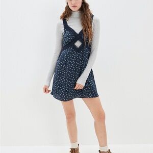 NWT American Eagle Floral Navy Blue Dress